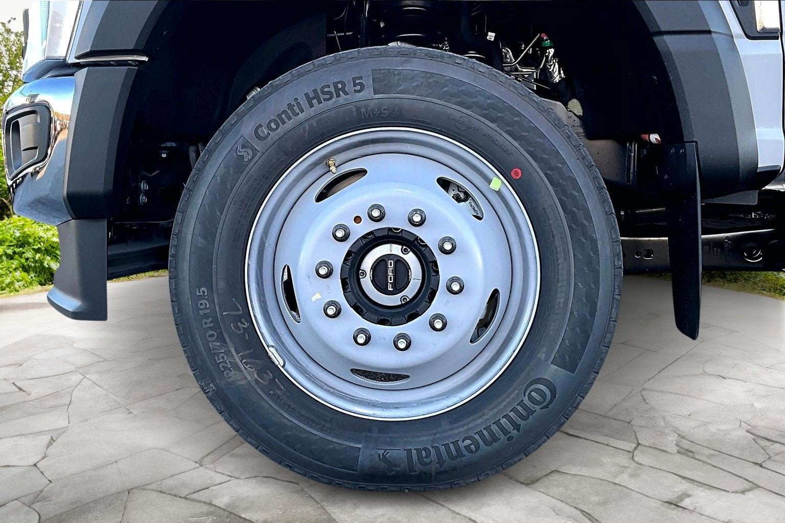 2026 Ford F-550 W/ 12' Landscape Dump XL