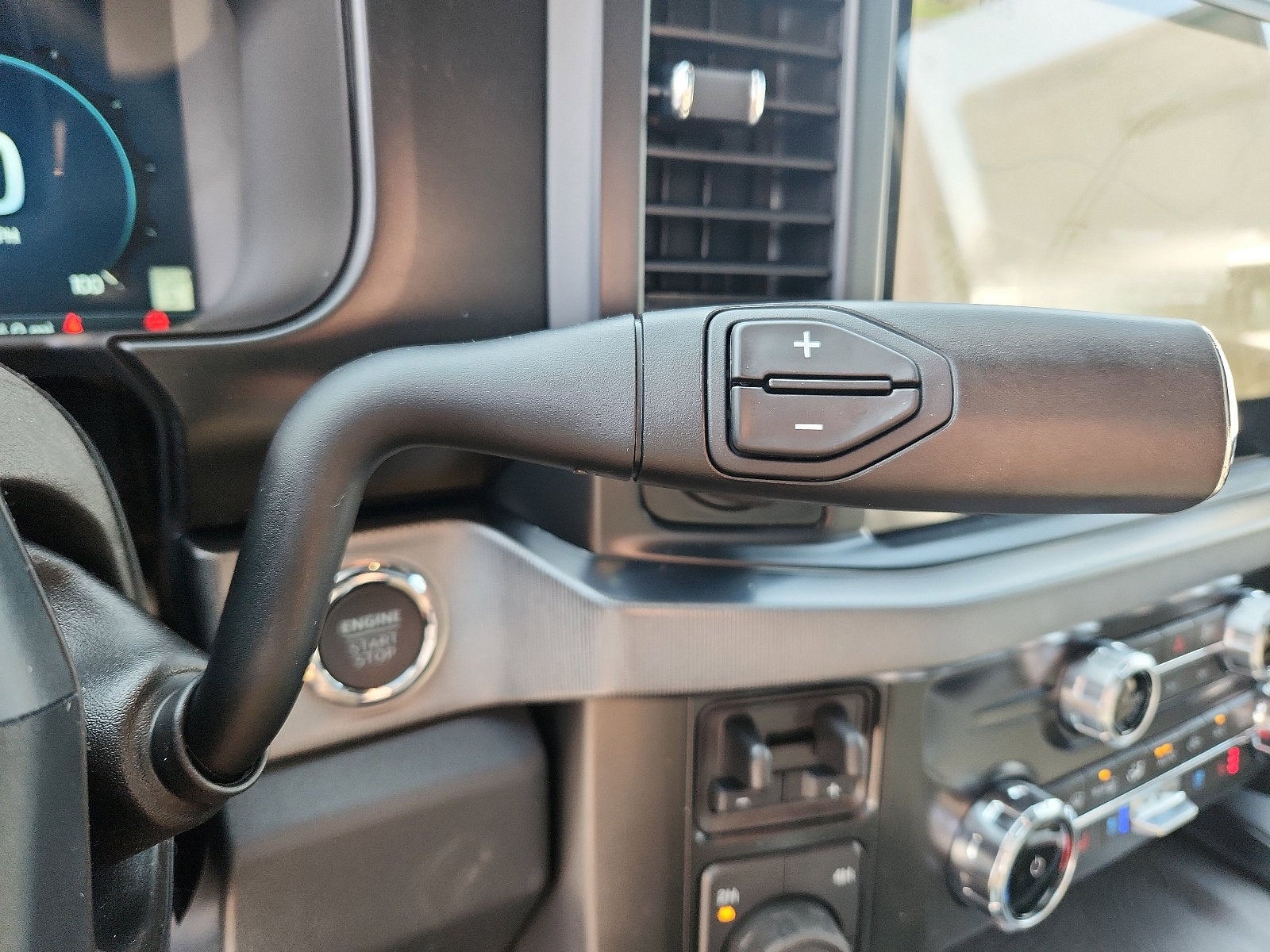 2025 Ford Super Duty F-250 SRW Platinum