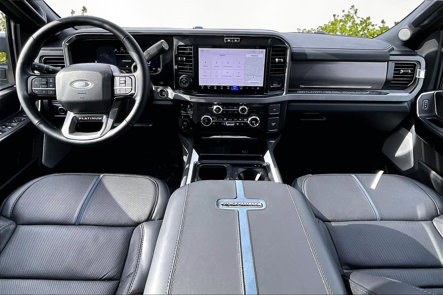 2026 Ford Super Duty F-350 SRW Platinum