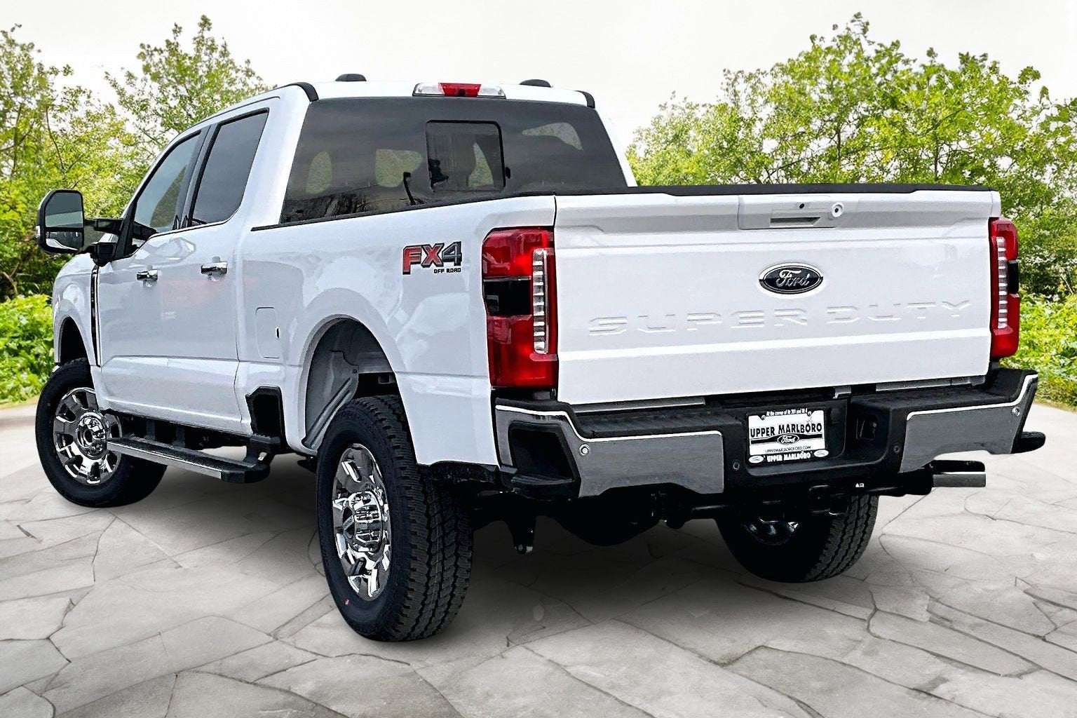 2026 Ford Super Duty F-350 SRW Lariat