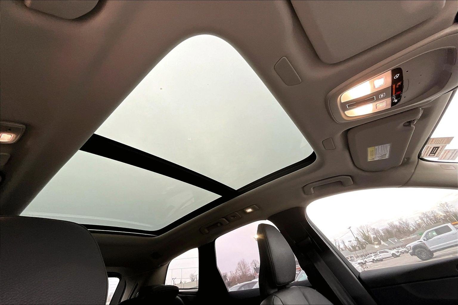 2025 Volvo XC60 Plus