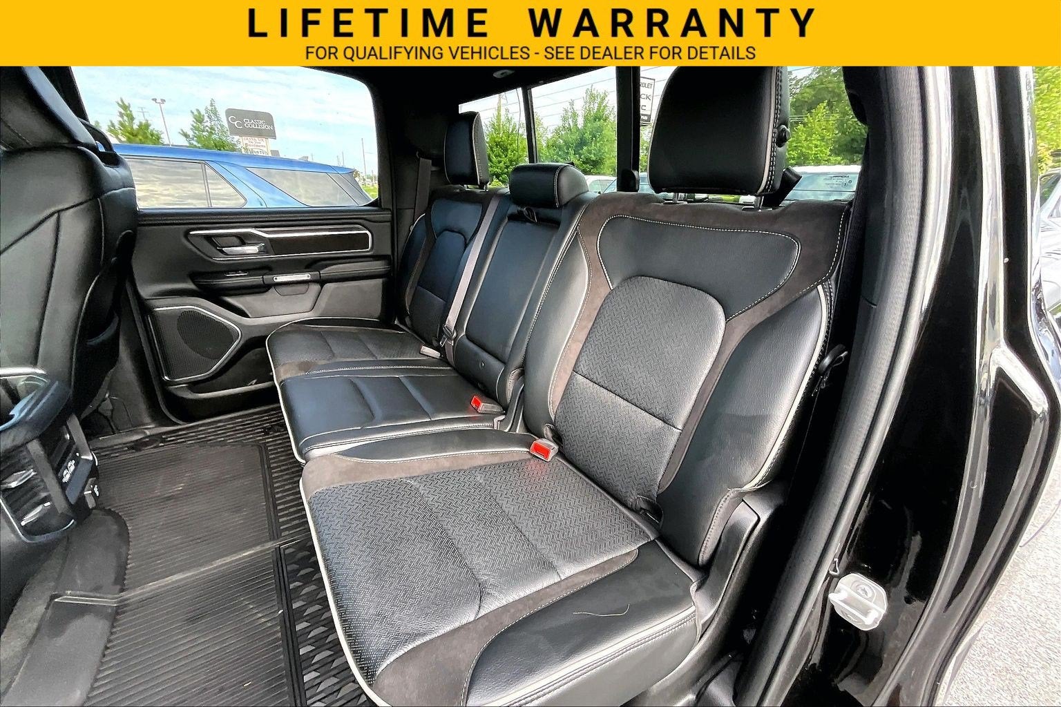 2024 RAM 1500 Laramie Crew Cab 4x4 5'7" Box