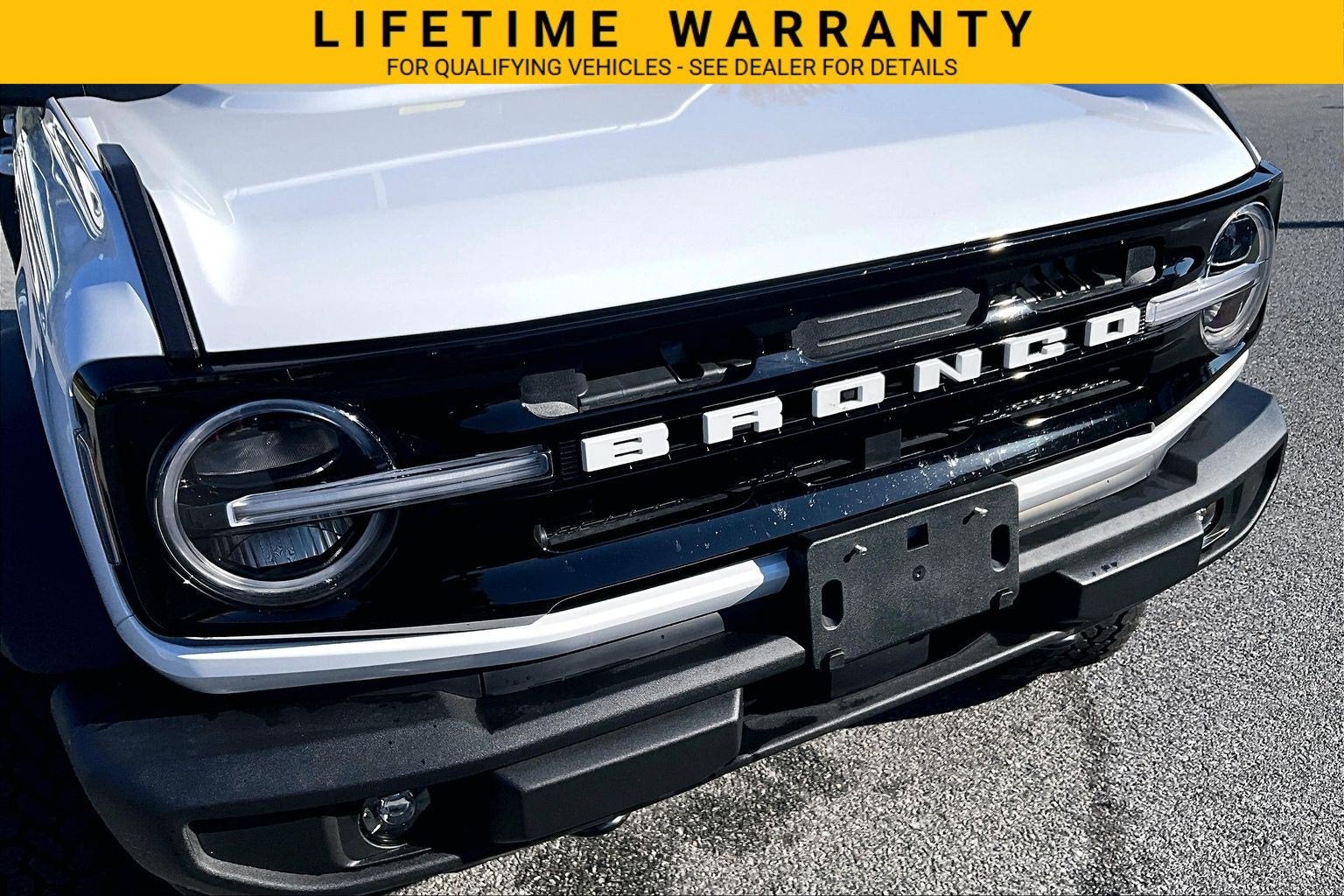 2025 Ford Bronco Outer Banks