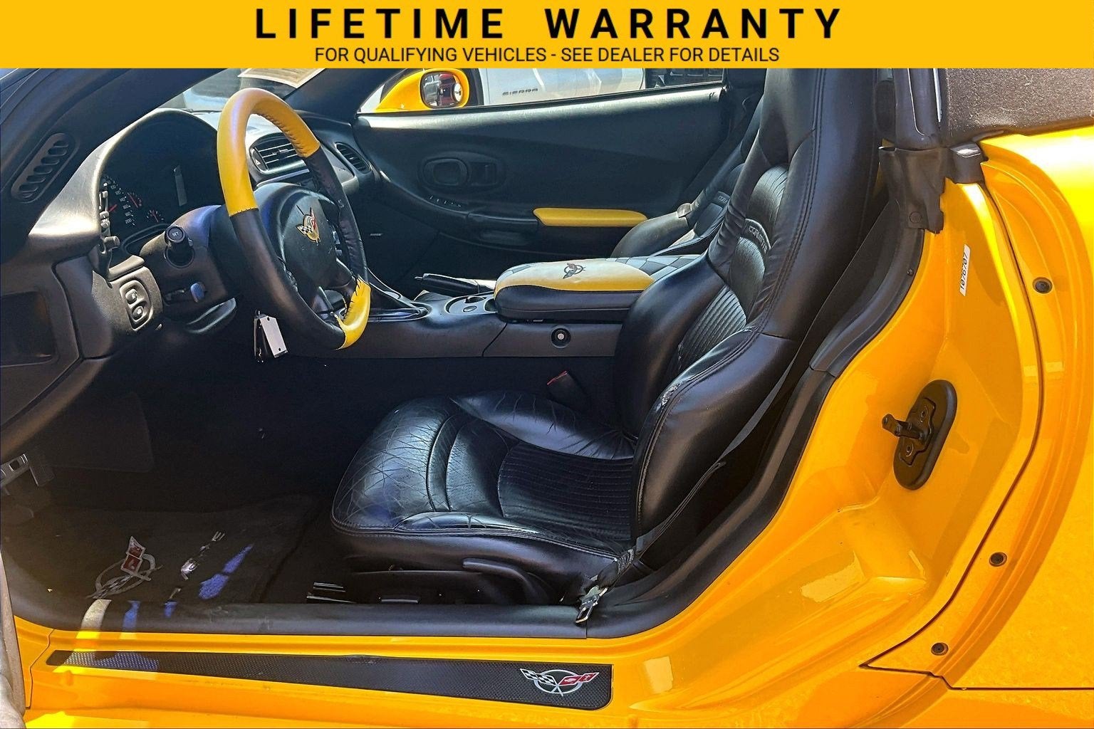 2004 Chevrolet Corvette Base