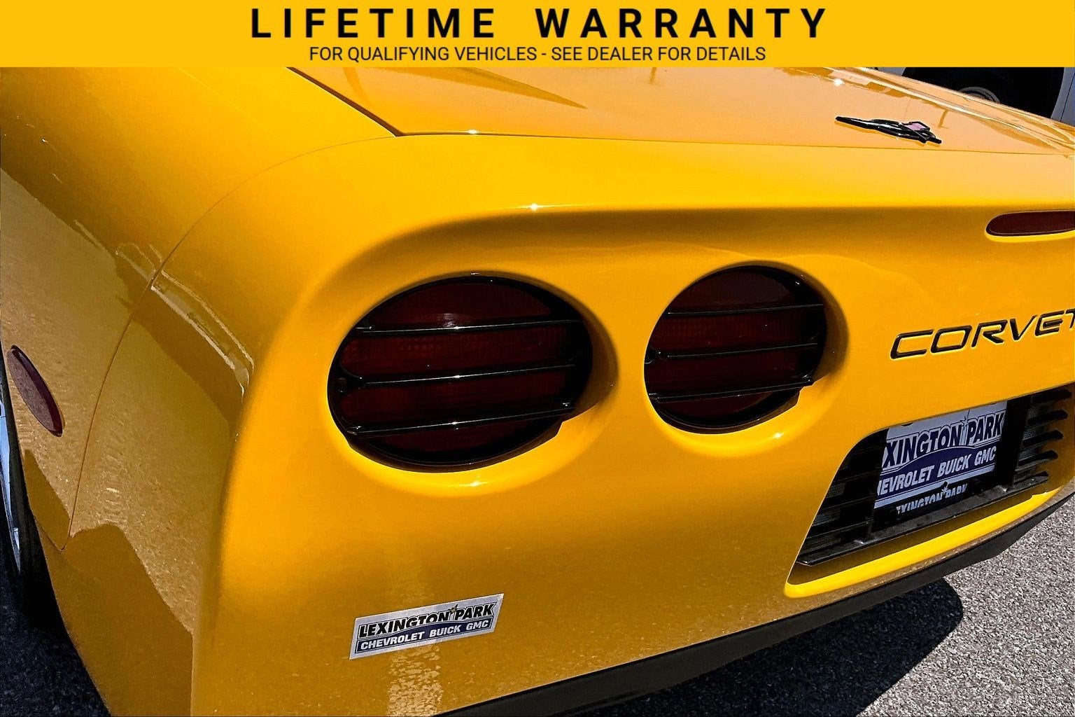 2004 Chevrolet Corvette Base