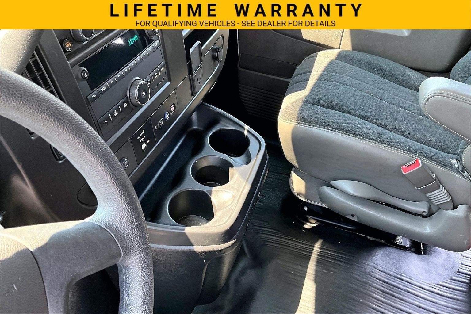 2022 Chevrolet Express Cargo 2500 RWD 2500 Regular Wheelbase WT