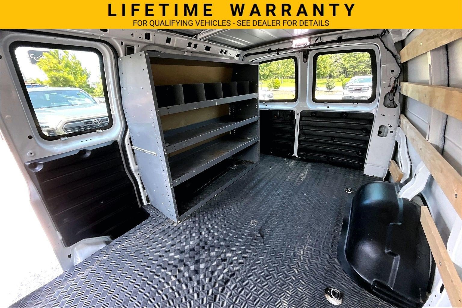 2022 Chevrolet Express Cargo 2500 RWD 2500 Regular Wheelbase WT