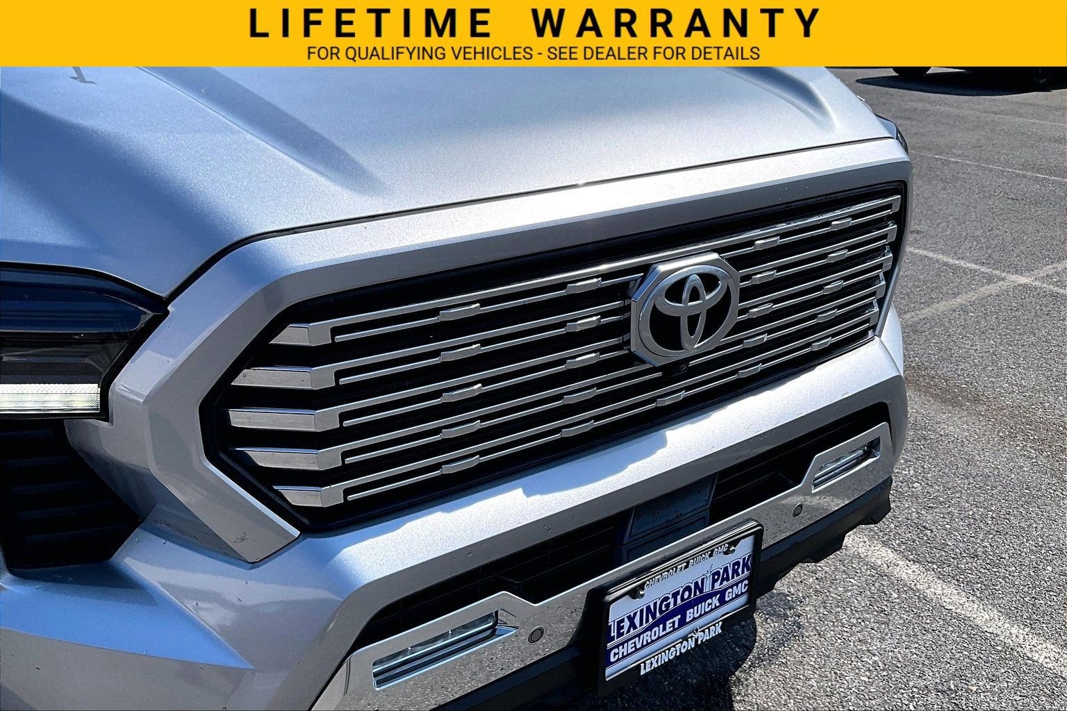 2025 Toyota Tacoma 4WD SR