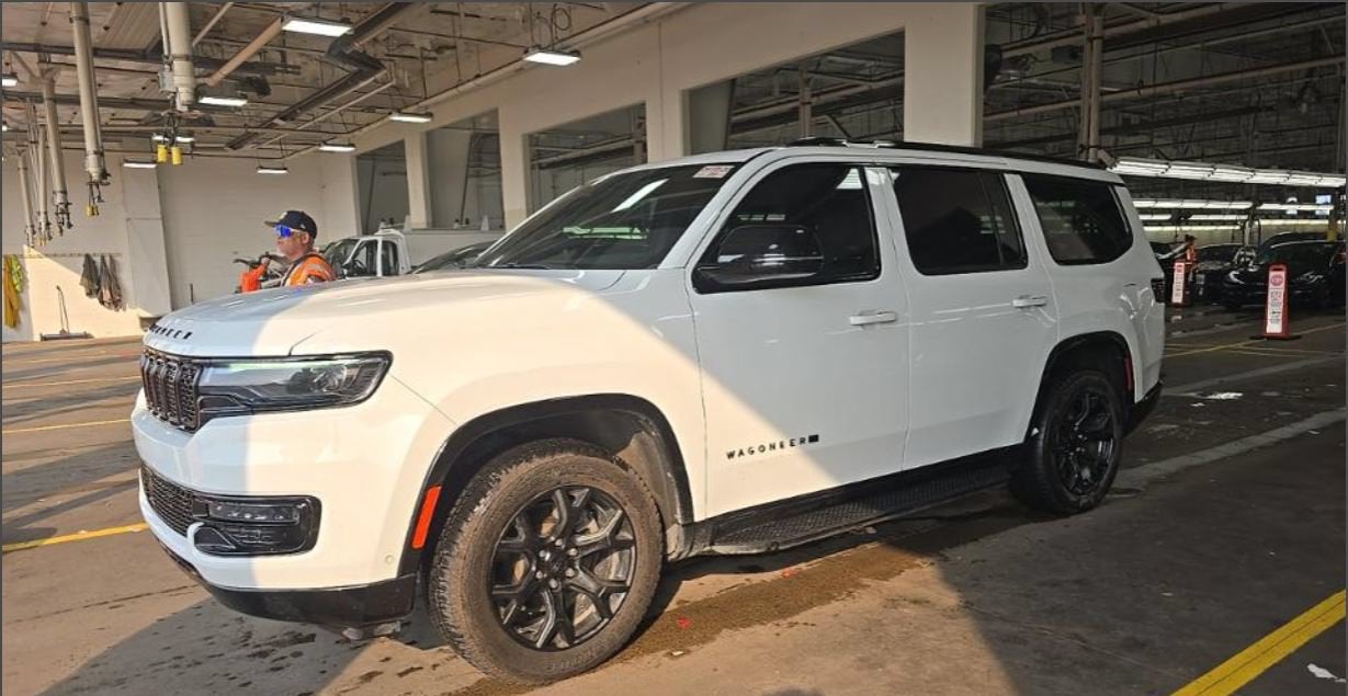 2023 Jeep Wagoneer Series II Carbide