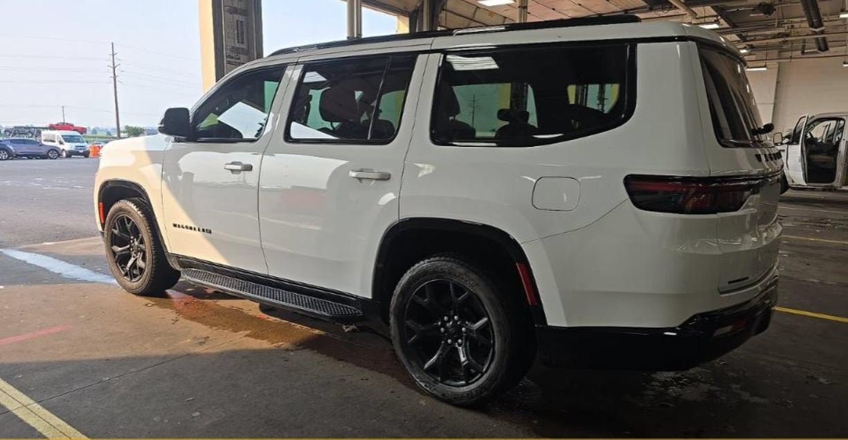 2023 Jeep Wagoneer Series II Carbide