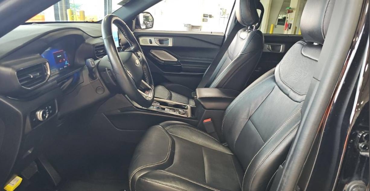 2023 Ford Explorer ST PANO ROOF