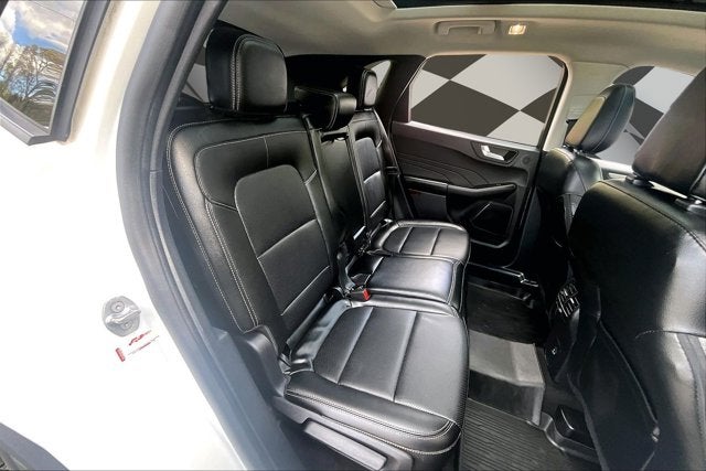 2022 Ford Escape SEL PANO ROOF & TECH PKG