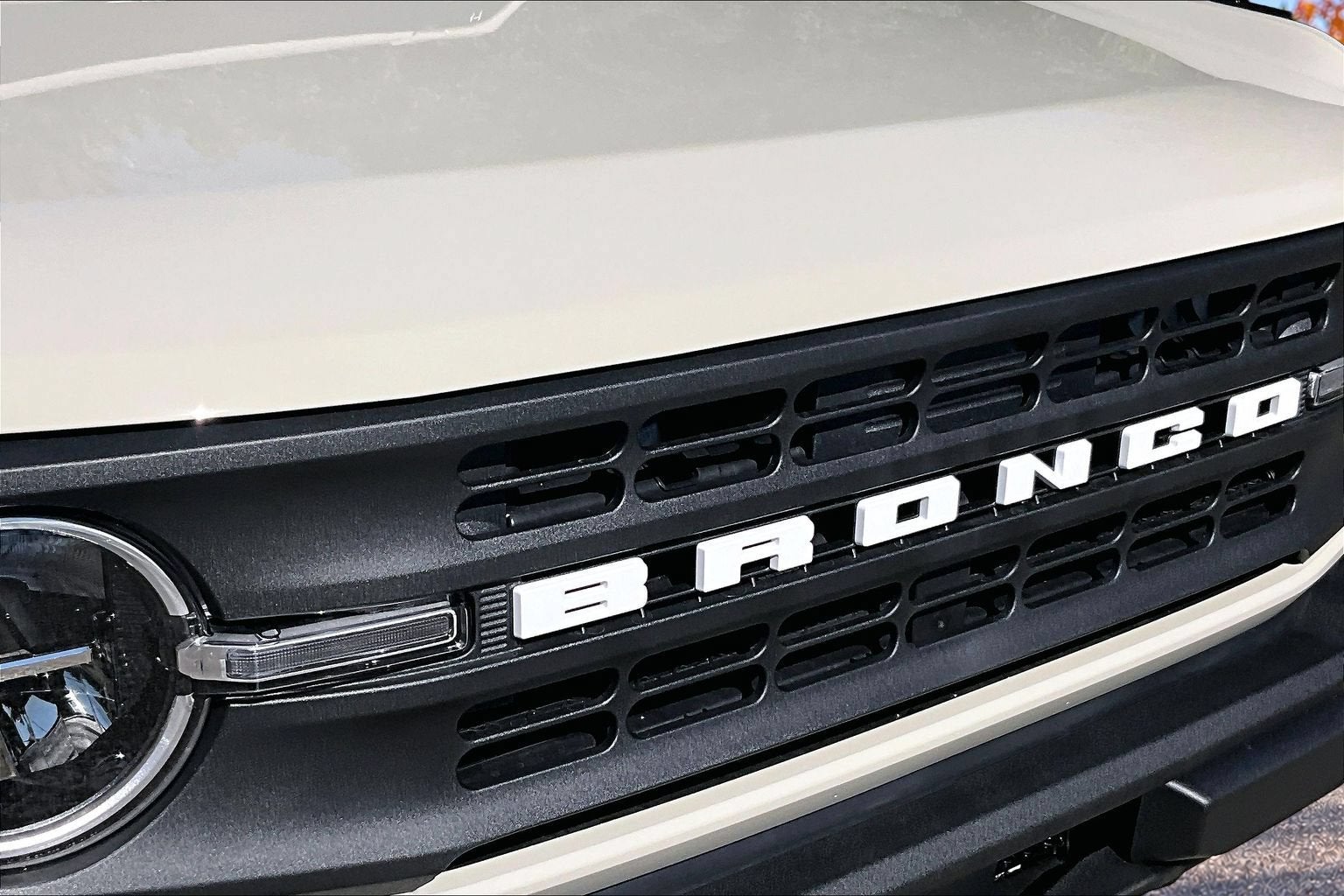2026 Ford Bronco Base