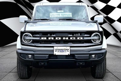 2026 Ford Bronco Outer Banks