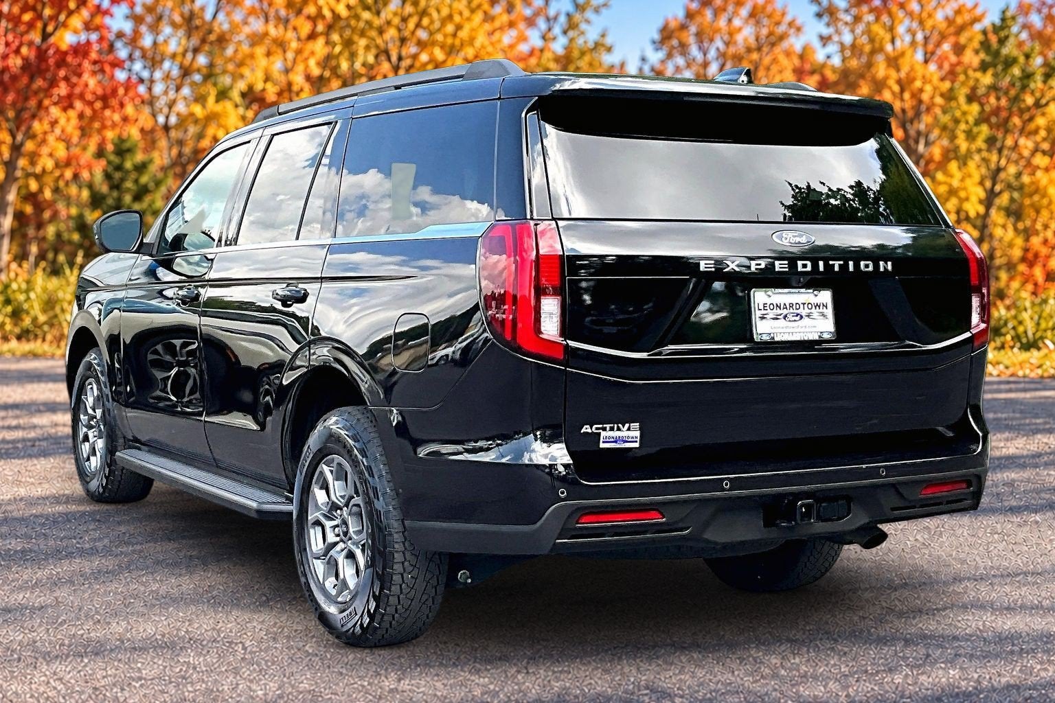 2025 Ford Expedition Active