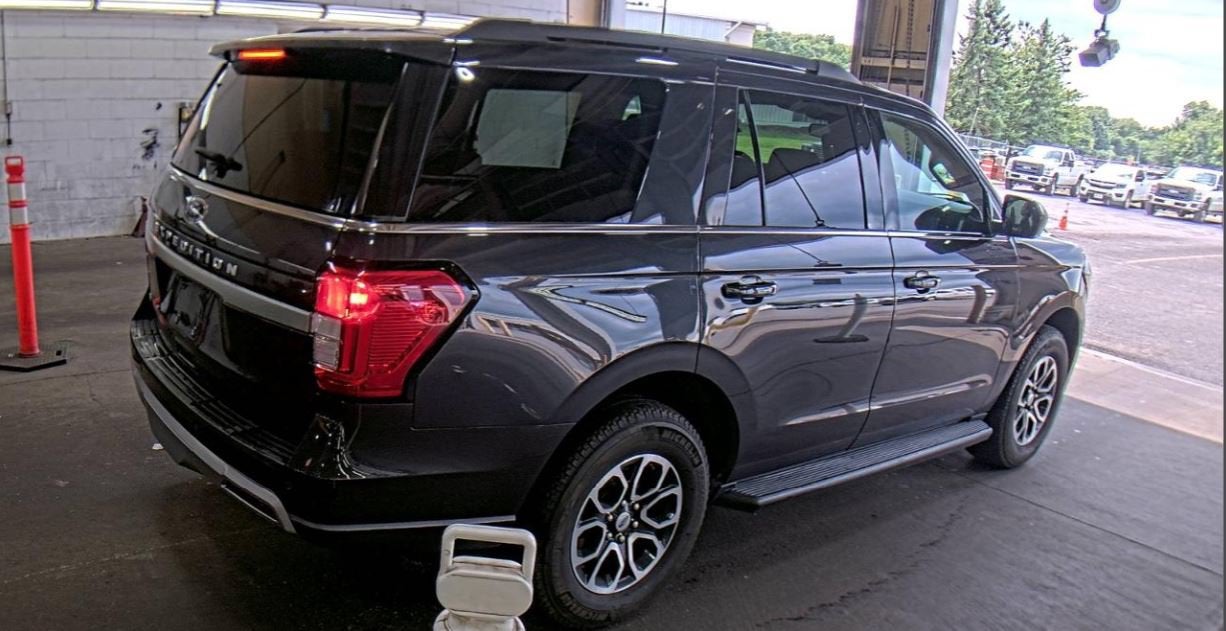 2024 Ford Expedition XLT HIGH PACKAGE