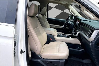 2023 Ford Expedition XLT