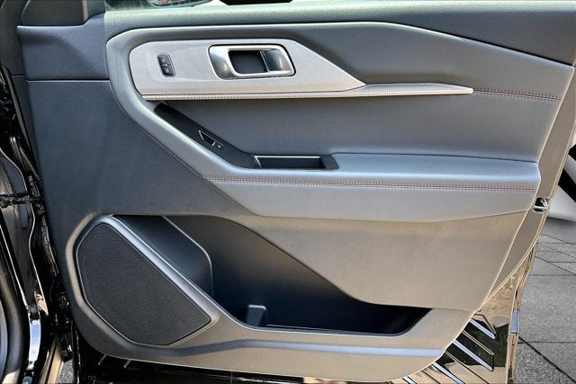 2026 Ford Explorer Active w/100A Pkg