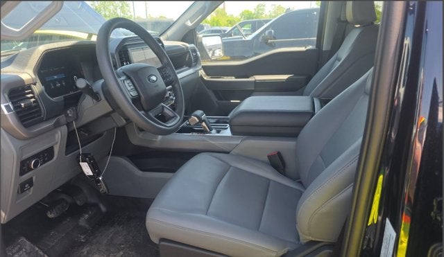 2025 Ford F-150 Lightning Pro