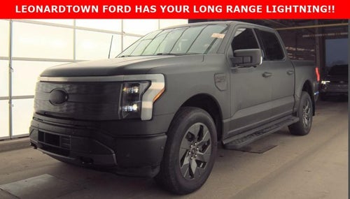 2022 Ford F-150 Lightning LARIAT LONG RANGE PANO ROOF