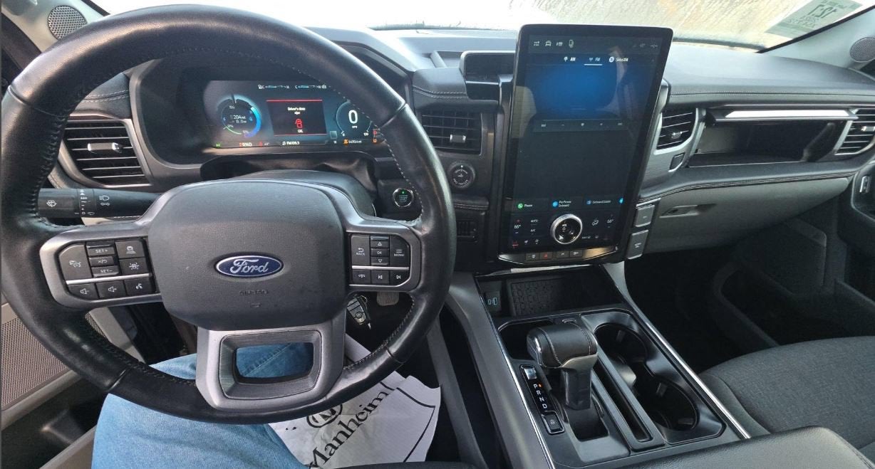 2024 Ford F-150 Lightning Flash