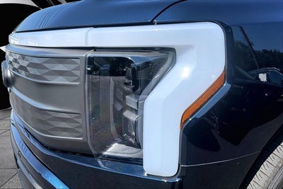 2024 Ford F-150 Lightning LARIAT