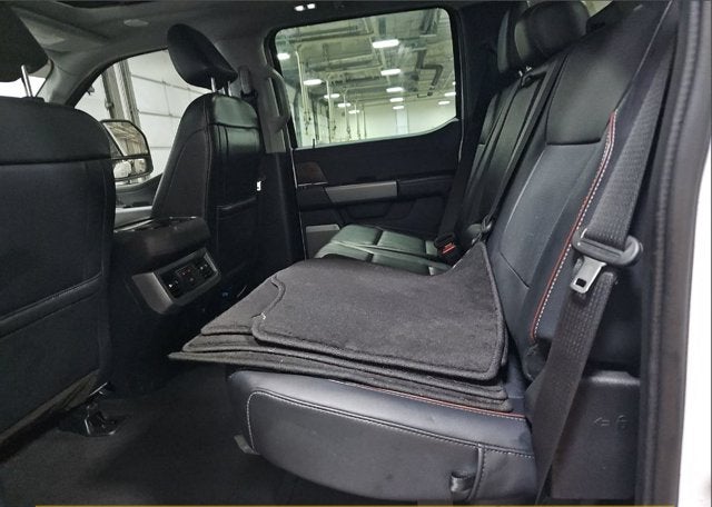 2024 Ford Super Duty F-450 DRW LARIAT