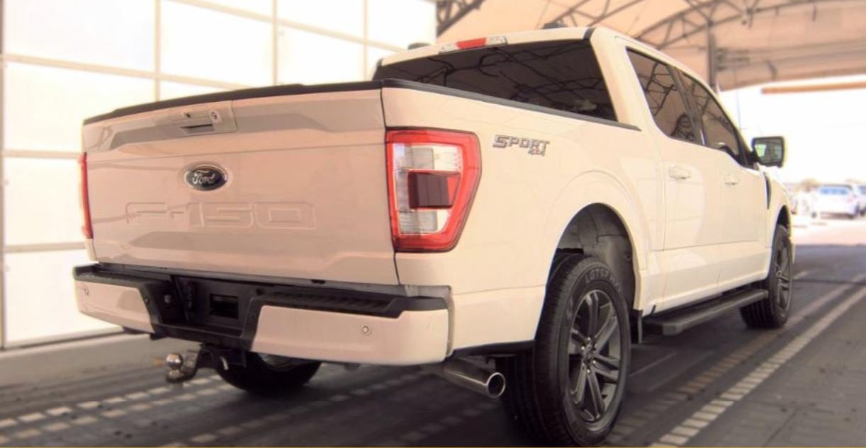 2023 Ford F-150 LARIAT SPORT