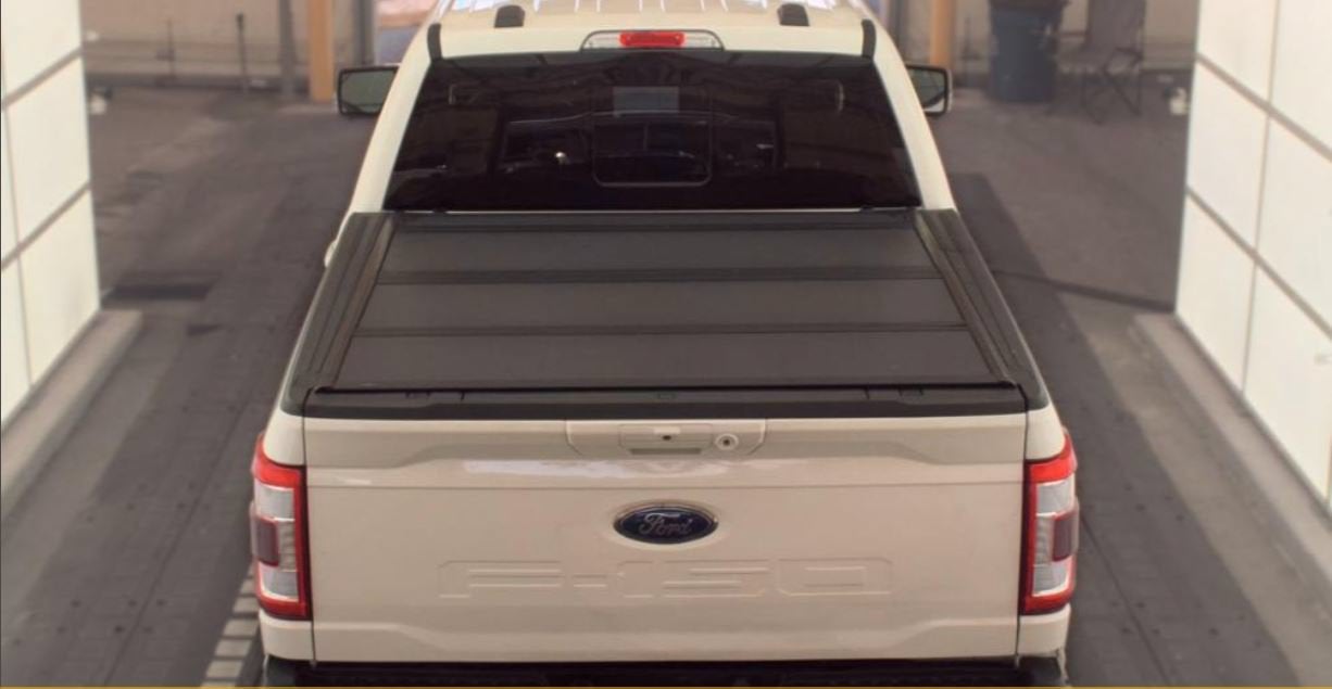 2023 Ford F-150 LARIAT SPORT