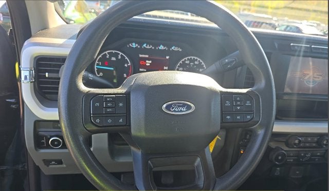 2023 Ford Super Duty F-450 DRW XLT