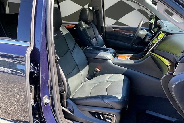2020 Cadillac Escalade Luxury