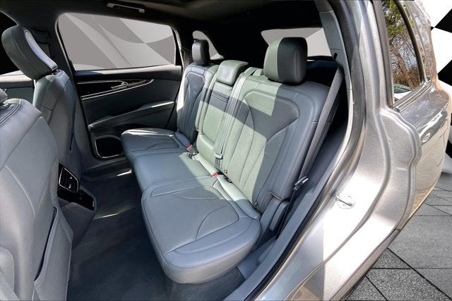 2021 Lincoln Nautilus Reserve