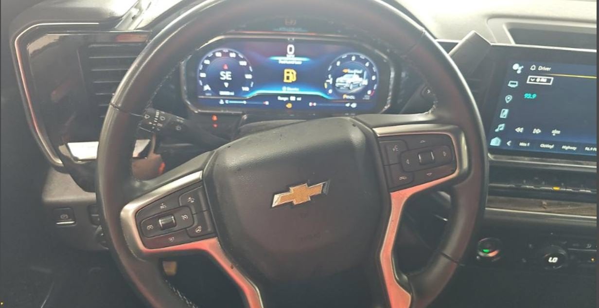 2024 Chevrolet Silverado 1500 LT