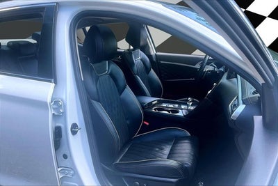 2021 Genesis G70 2.0T
