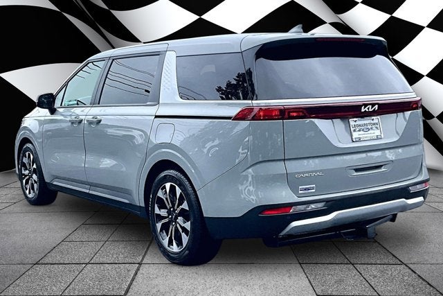 2024 Kia Carnival EX