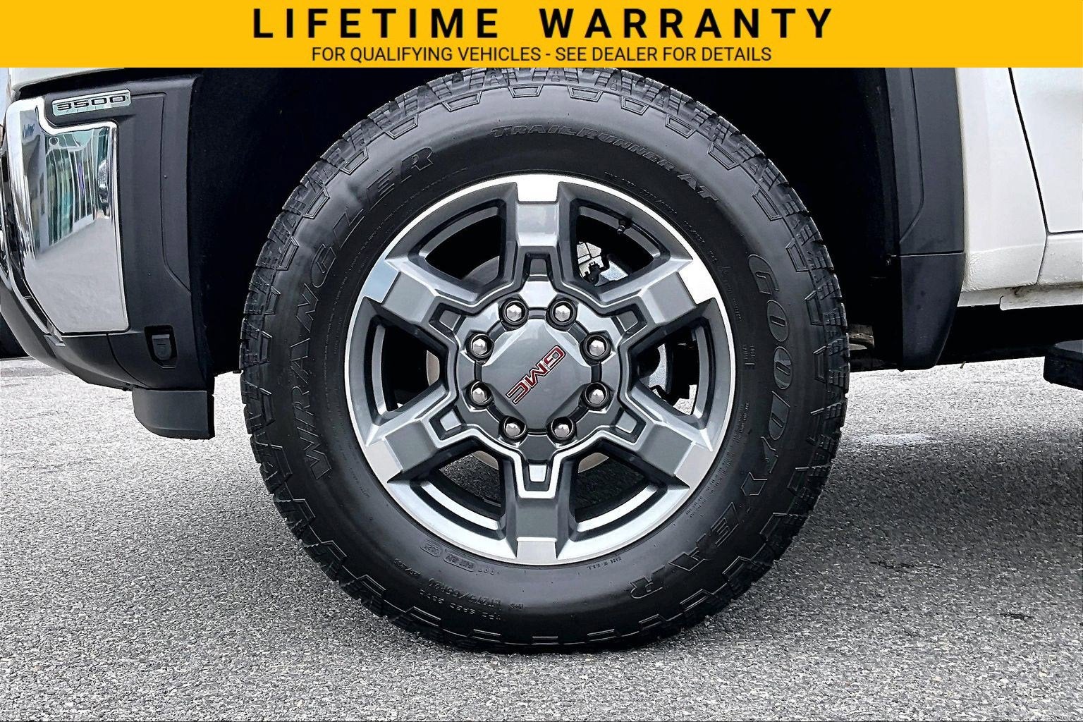 2025 GMC Sierra 3500HD SLT