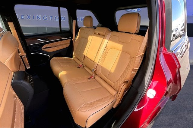 2025 Jeep Grand Cherokee Summit