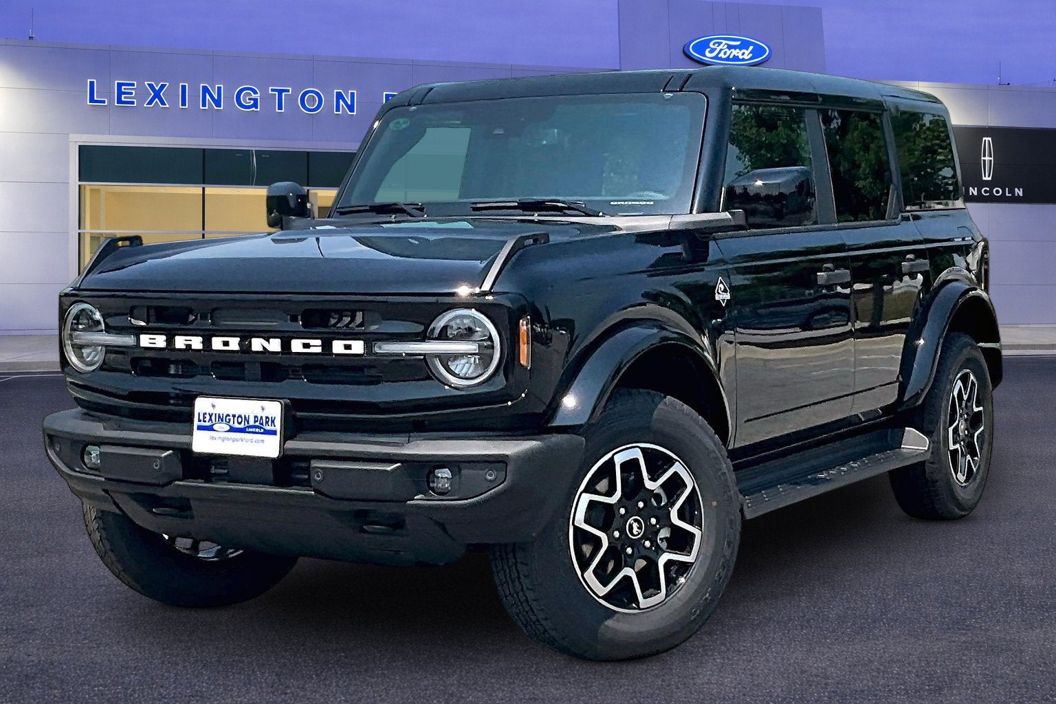 2026 Ford Bronco Outer Banks