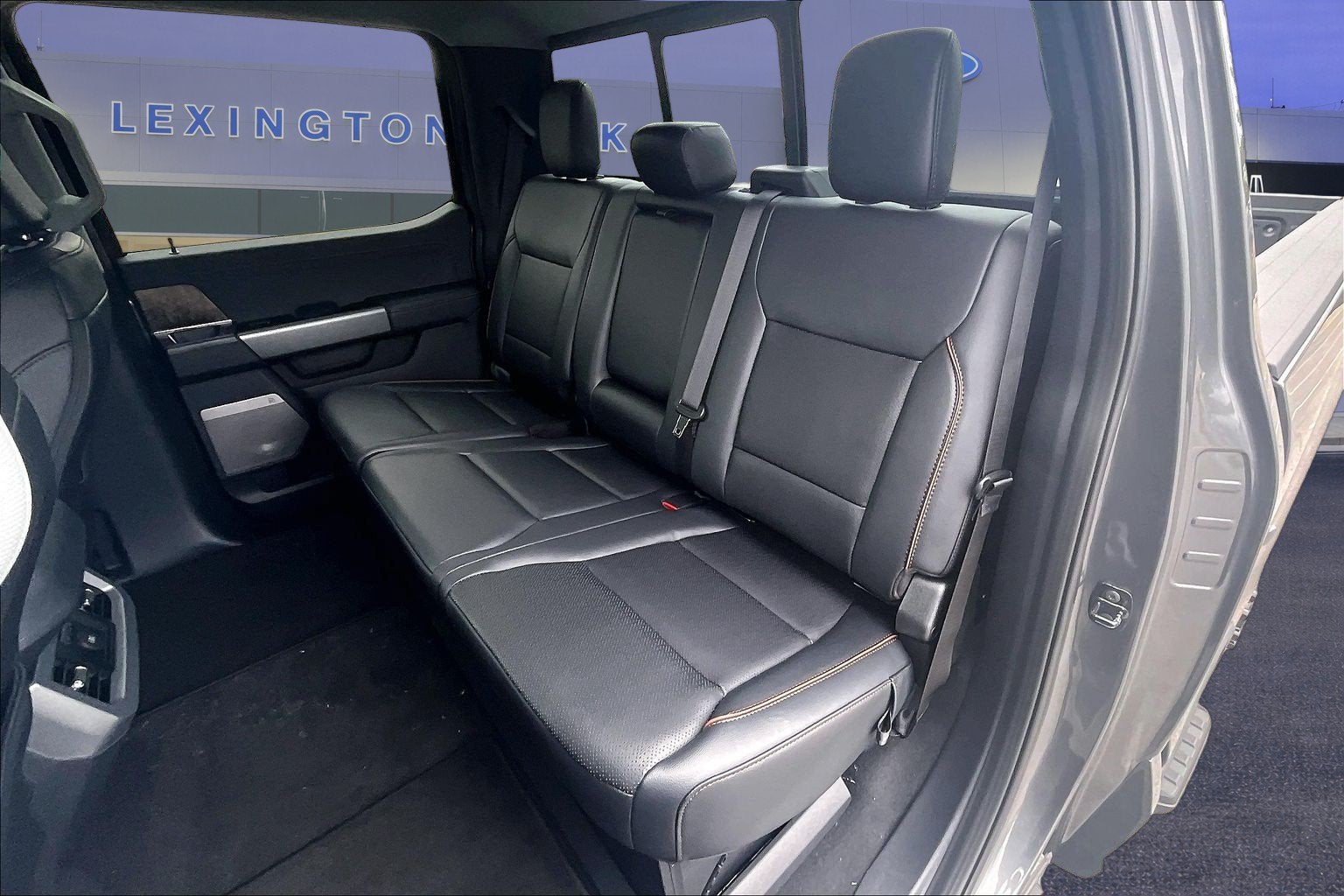 2027 Ford Super Duty F-250 SRW 4WD