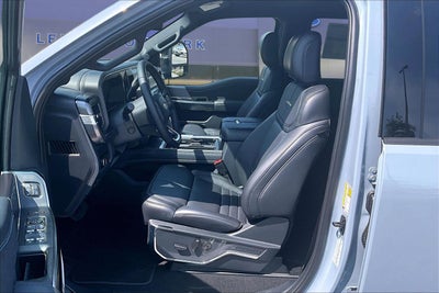 2026 Ford Super Duty F-350 SRW Platinum