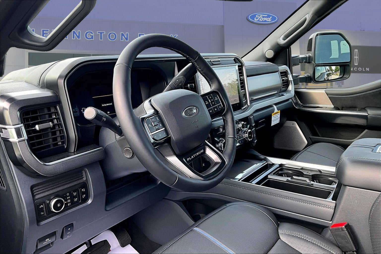 2026 Ford Super Duty F-350 SRW Platinum