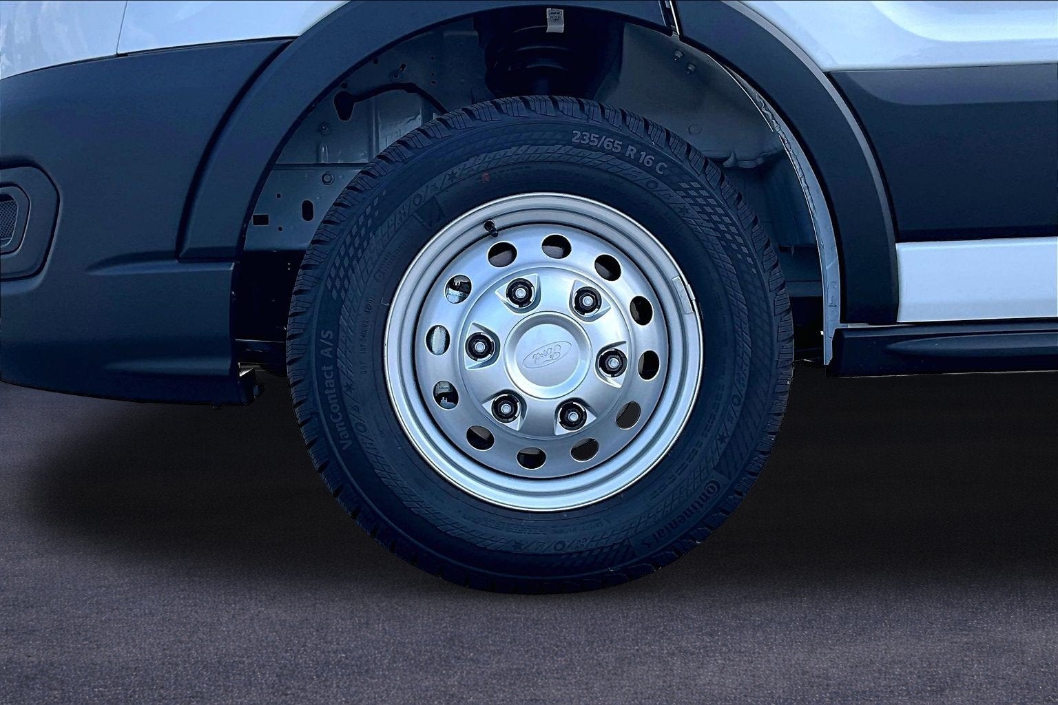 2026 Ford Transit Cargo Van Base