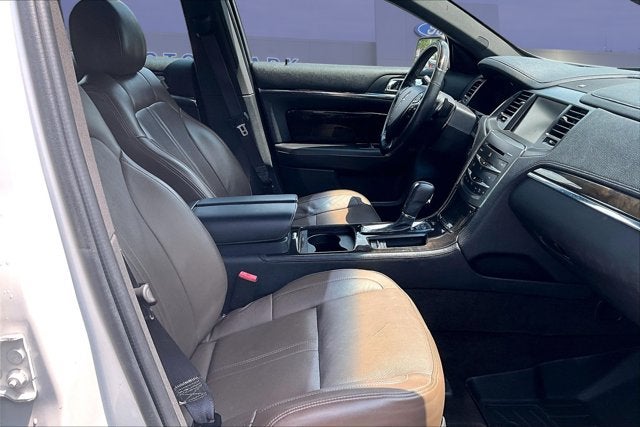 2013 Lincoln MKS Base