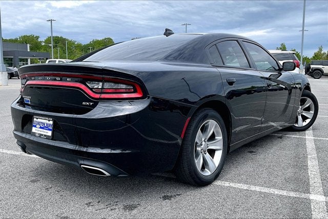 2017 Dodge Charger SXT