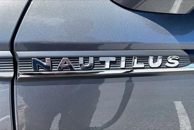 2021 Lincoln Nautilus Reserve