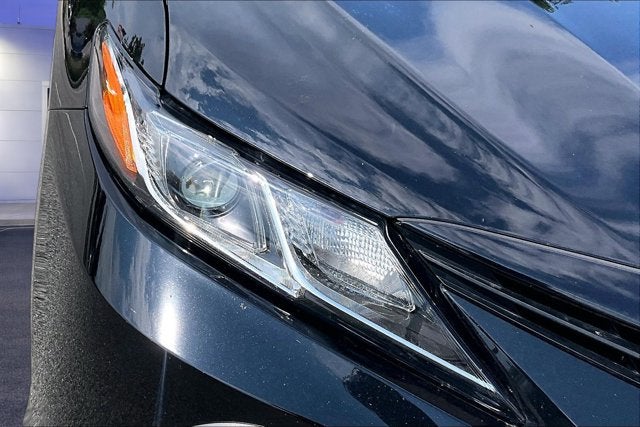 2023 Toyota Camry Hybrid LE