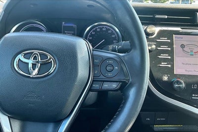 2020 Toyota Camry Hybrid SE