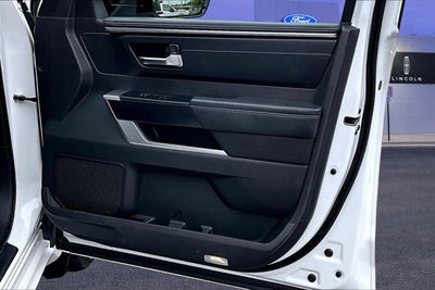 2025 Toyota Sequoia Platinum