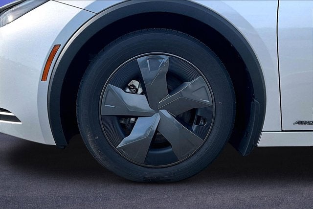 2024 Toyota Prius Base