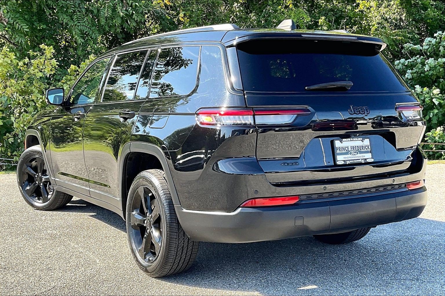 2023 Jeep Grand Cherokee L Altitude